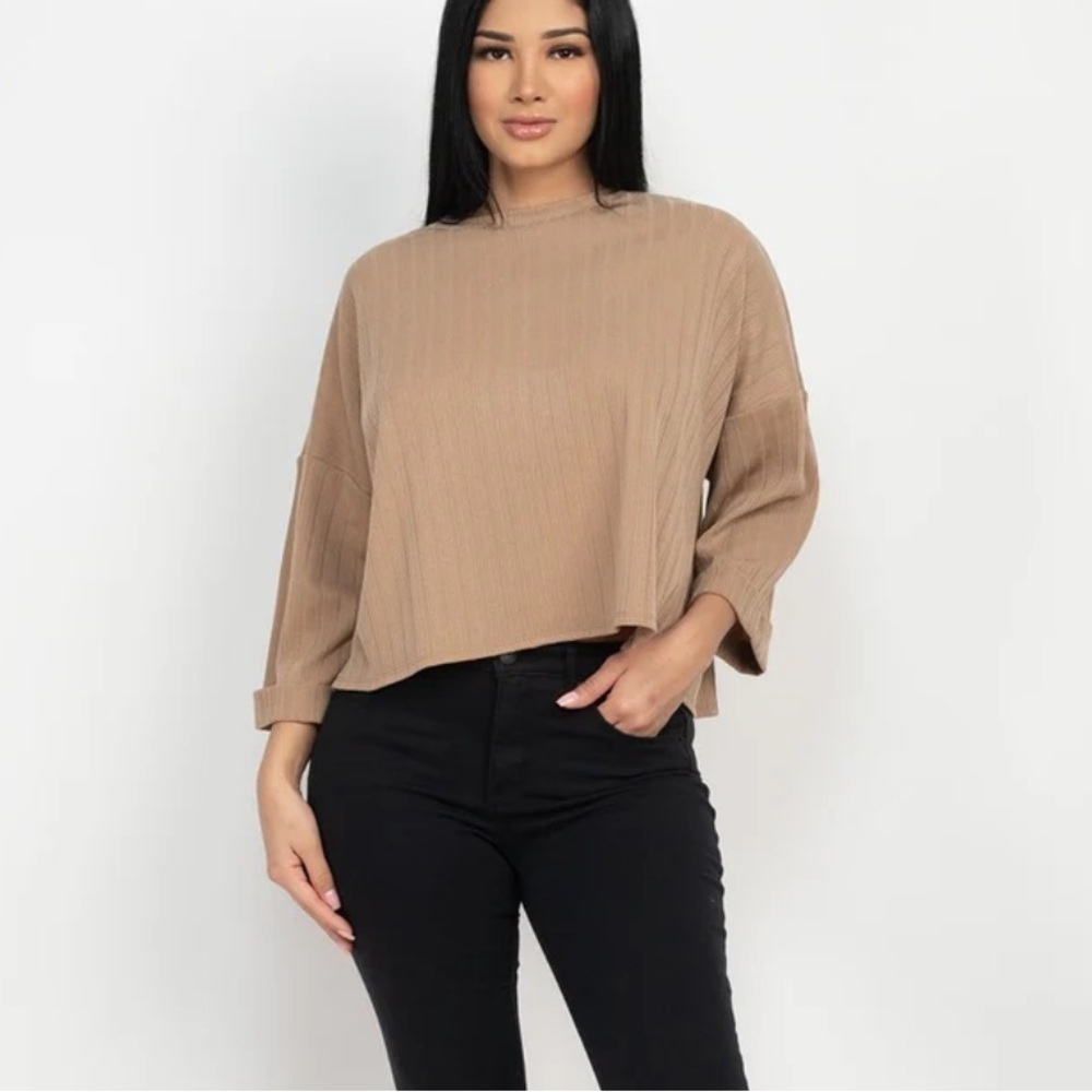 NWT Dress Forum long sleeve knit top size S